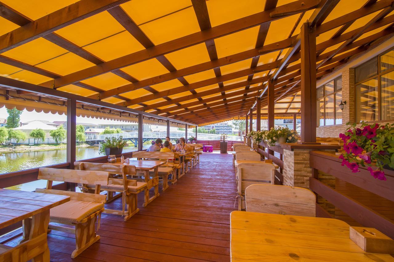 Kovcheg Hotel Затока Экстерьер фото