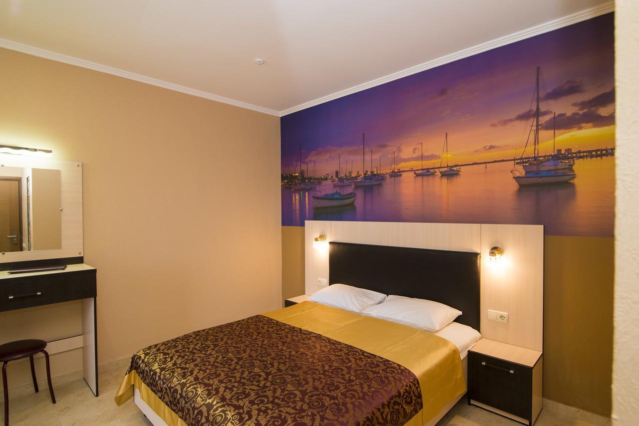 Kovcheg Hotel Затока Экстерьер фото