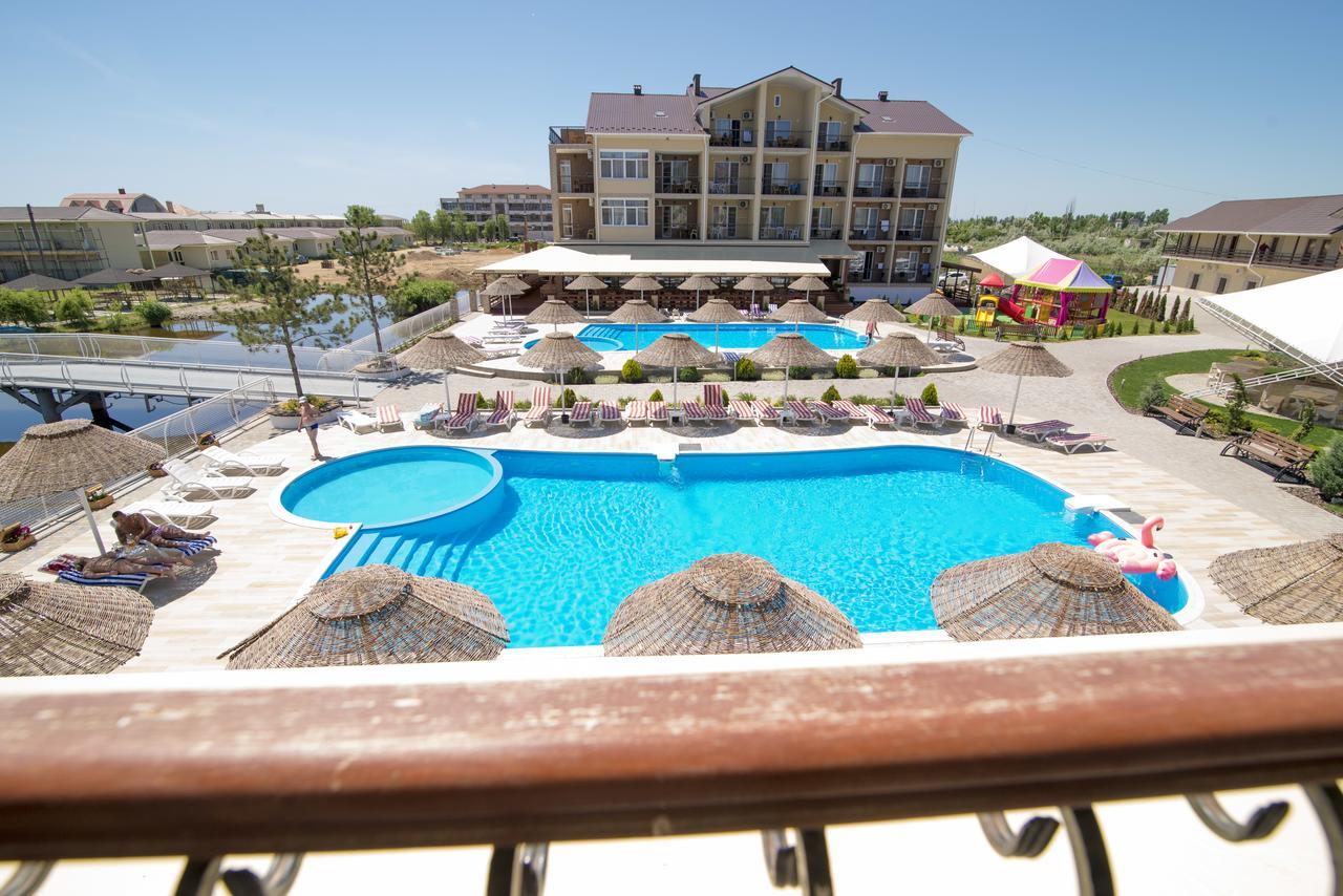 Kovcheg Hotel Затока Экстерьер фото